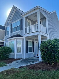 Building Photo - 4 BEDROOM IN GODLEY PARK- POOLER