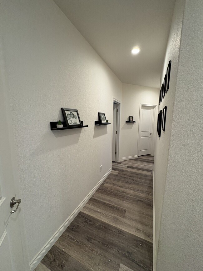 Building Photo - 17824 Davis Mdw Ct