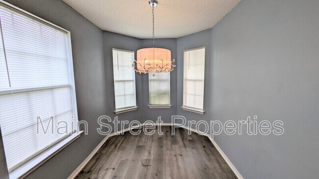 Building Photo - 2466 Redoubt Ave