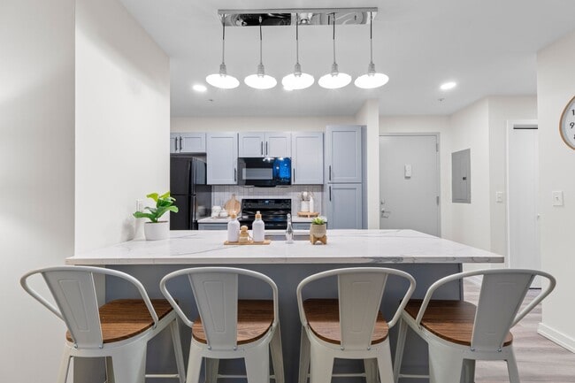 Building Photo - Altamont Apartments