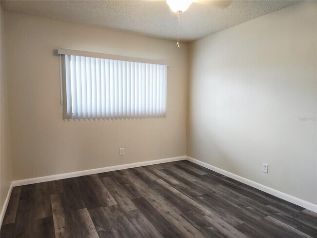 Building Photo - 2455 Finlandia Ln