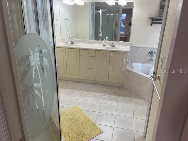 Building Photo - 1907 S Daytona Ave