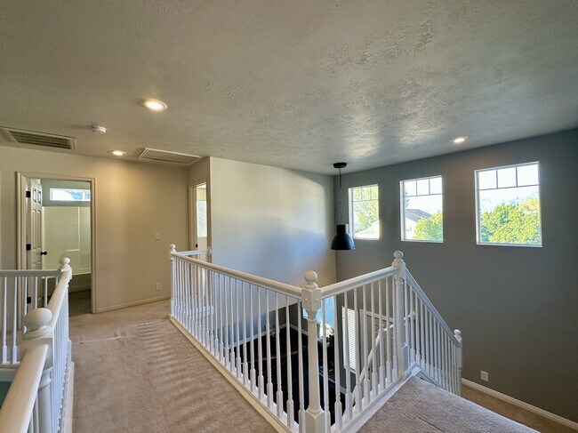 Building Photo - 14892 Tooele Ln