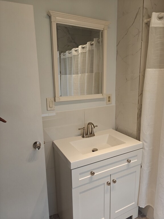 Building Photo - 452 Osborn St