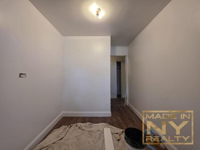 Building Photo - 1 bedroom in JAMAICA NY 11435