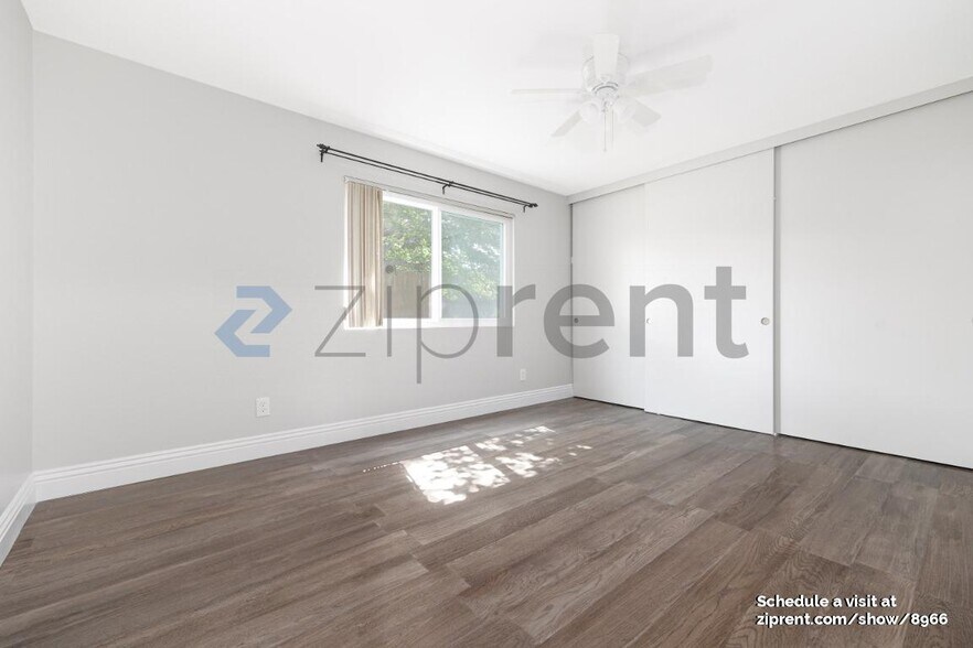 Building Photo - 10959 Bali Ln