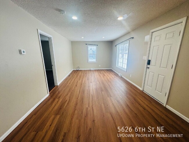 Building Photo - 5626 6th St NE