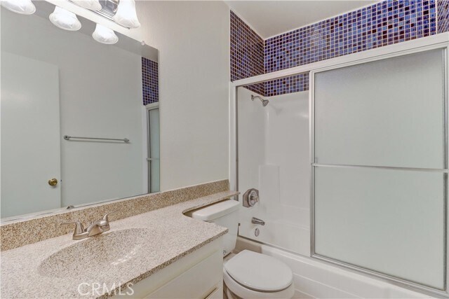 Building Photo - 207 W Marquita