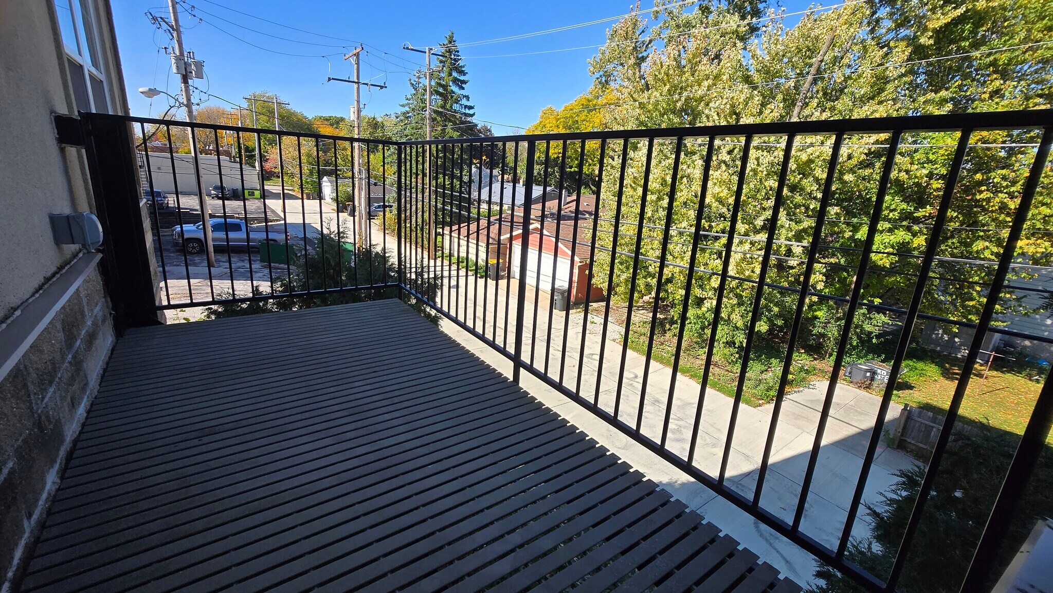 Building Photo - 10900 W Bluemound Rd