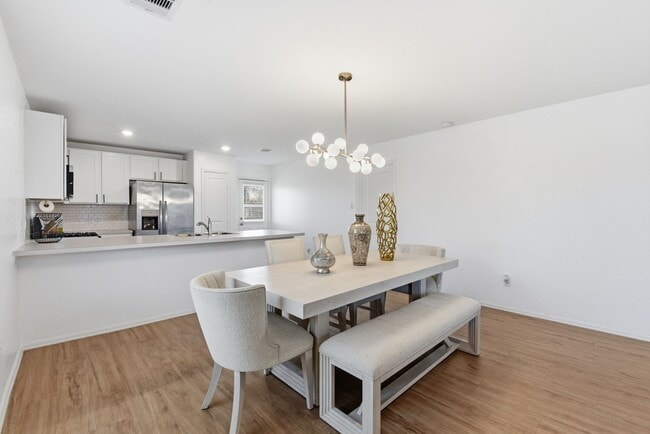 Building Photo - 14427 Woodcott Warren Wy