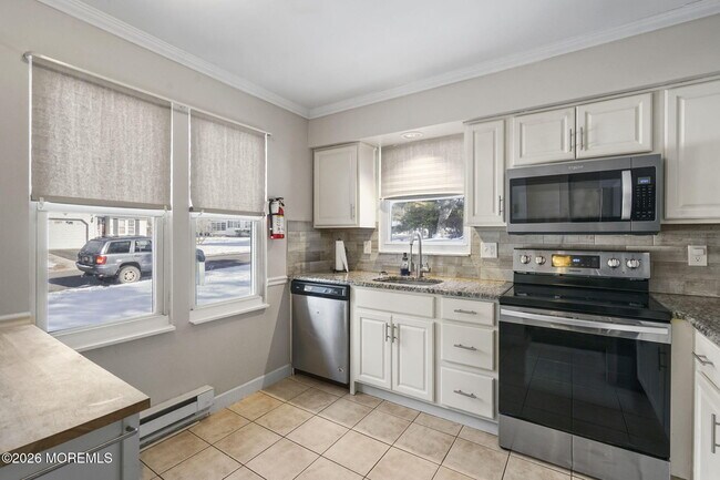 Building Photo - 28 Milford Ave