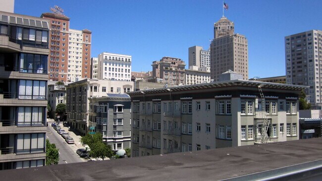 Building Photo - 901 Bush St