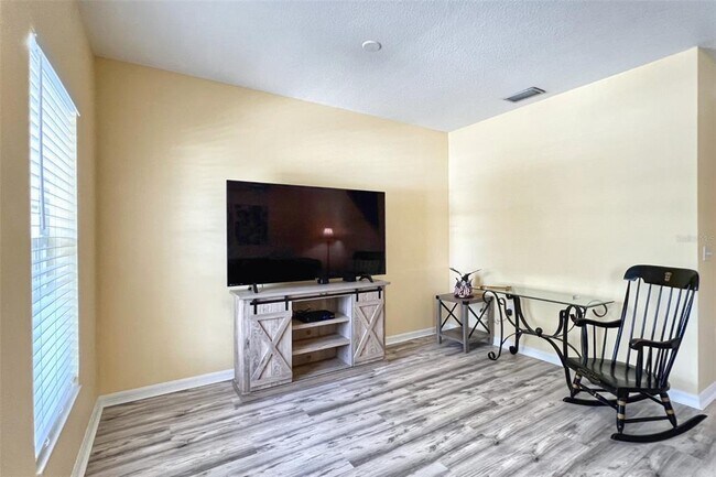Building Photo - 14741 Amberjack Terrace