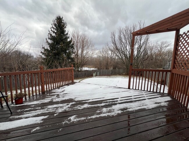 Building Photo - 22306 W Niagara Ct