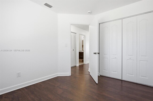 Building Photo - 17530 SW 139th Ct