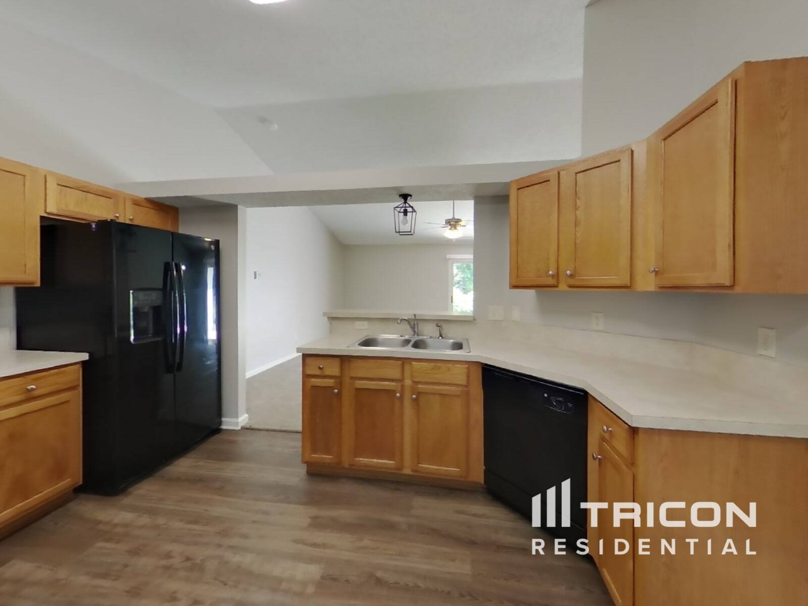 Building Photo - 11110 Lauren Oak Ln S