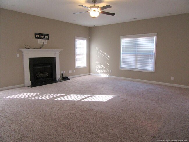 Building Photo - 2142 Yates Ranch Rd