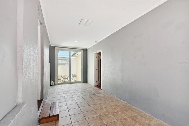 Building Photo - 1925 52nd St S