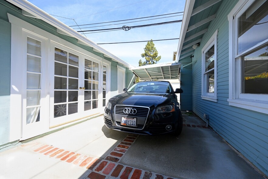 Car port area - 2213 Arizona Ave