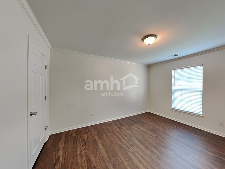 Building Photo - 8517 Farnsworth Ln