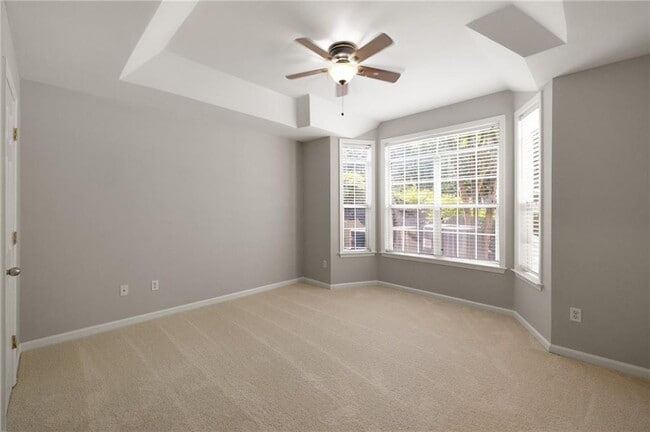 Building Photo - 123 McGill Park Ave NE