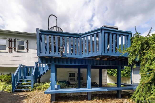 Building Photo - 31 Gleason Dr