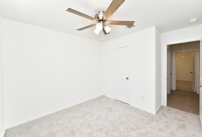 Building Photo - 10218 Prairie Dunes Ln