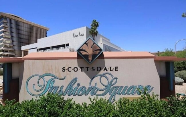 Building Photo - 1211 N Miller Rd