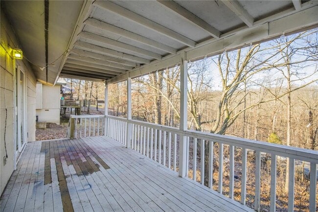 Building Photo - 11 Bromwich Ln