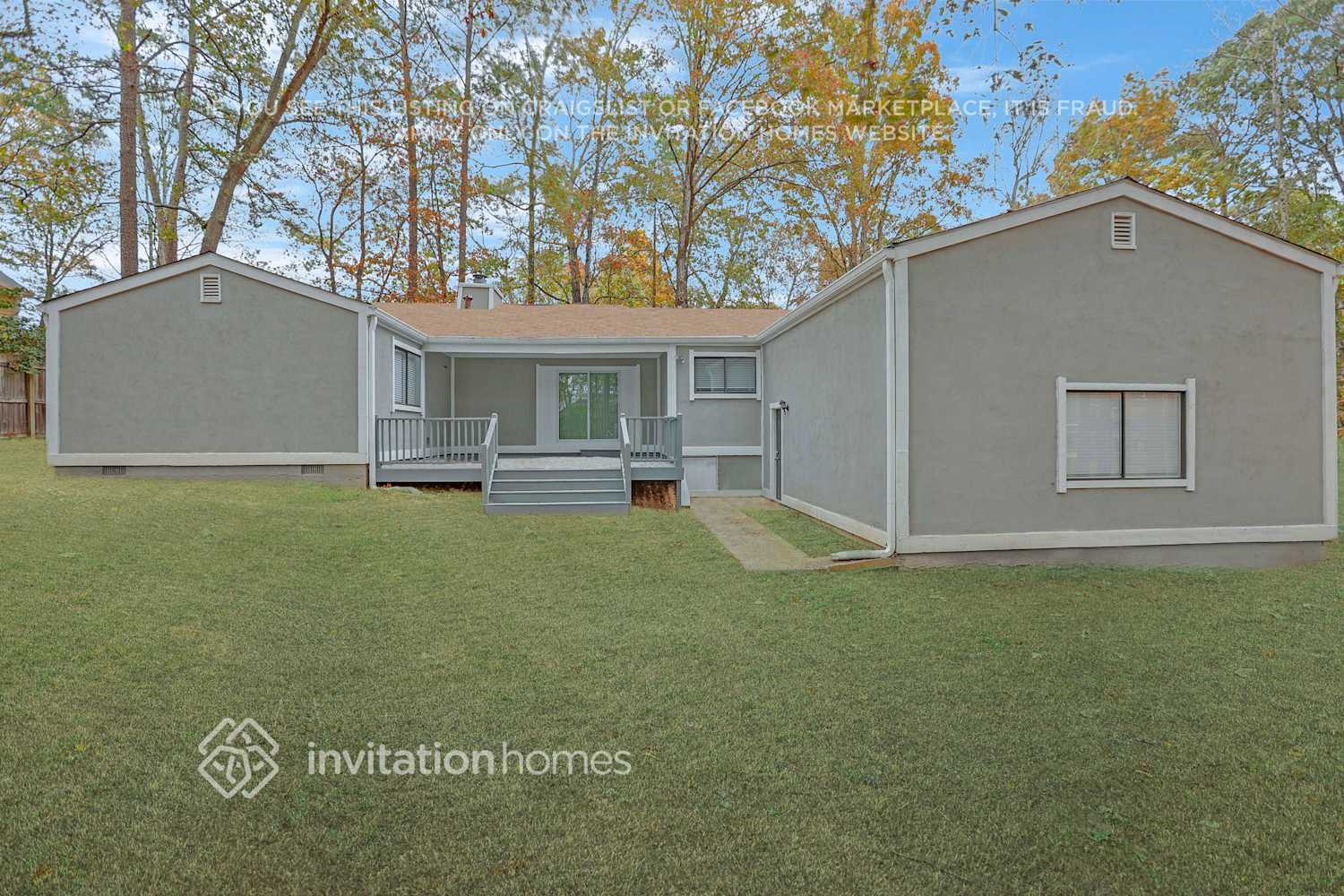 Building Photo - 2463 Rockwood Way SW