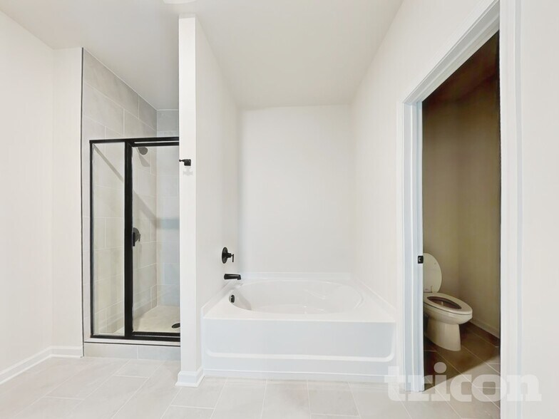 Building Photo - 3744 Saddle Bag Ct