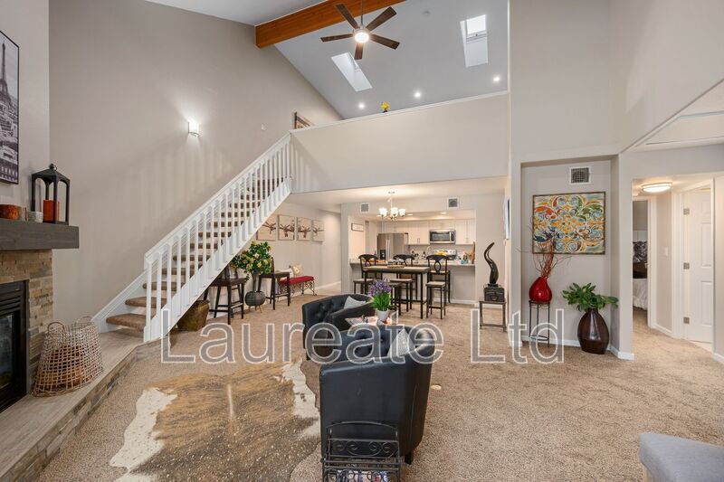 Building Photo - 23726 Pondview Pl