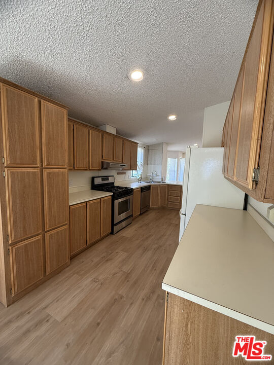 Building Photo - 3150 Stone Ave