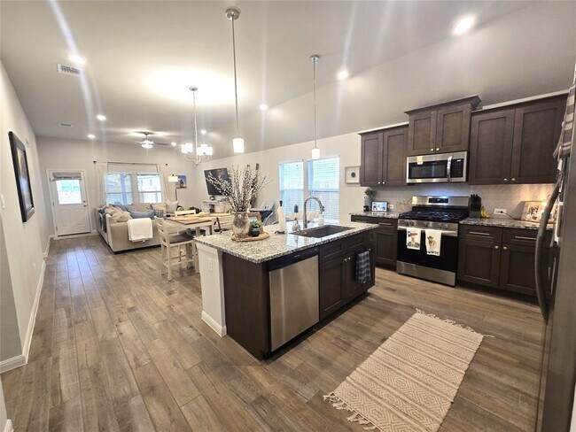 Building Photo - 133 Boulder Rdg Trl