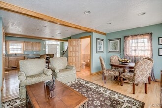 Building Photo - 207 General Smith Dr