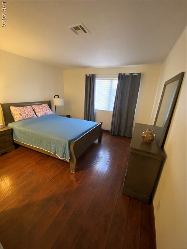 Building Photo - 5028 S Rainbow Blvd