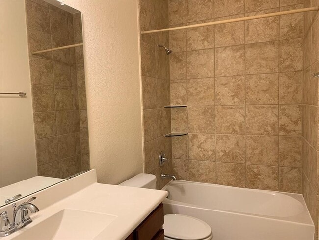 Building Photo - 3002 Pennfield Park Ct