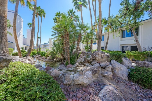 Building Photo - Live ON THE COLORADO RIVER – Fully Furnished 1 Bed/1 Bath Condo in the Gated Community of Roadhav...