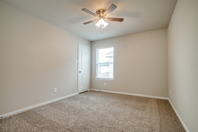 Building Photo - 3649 Cub Dr