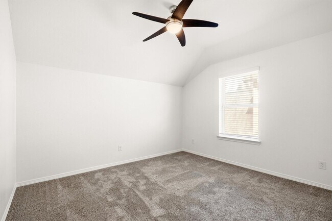 Building Photo - 28131 Scenic Shore Ln
