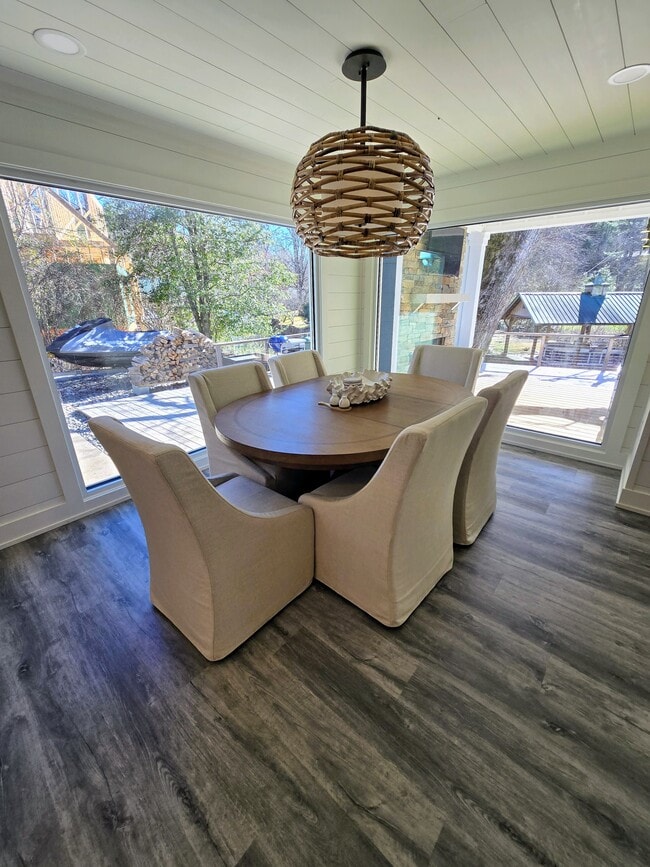 Building Photo - 151 Timpson Cove Rd