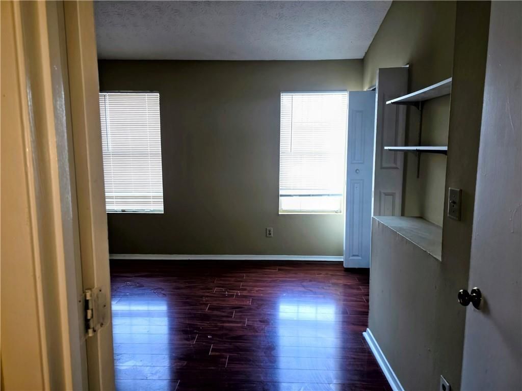 Building Photo - 4672 Longman Way