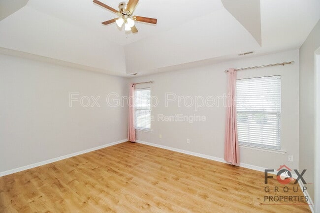 Building Photo - 9017 Socata Way
