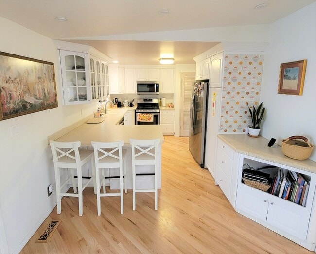 Building Photo - 3365 Monte Verde Dr