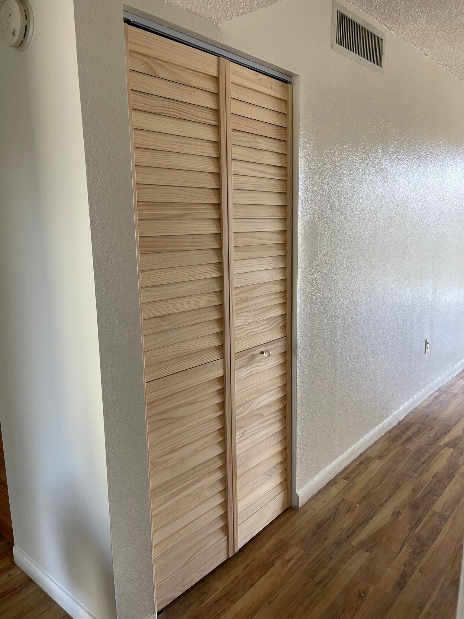 Building Photo - 1820 N Lauderdale Ave