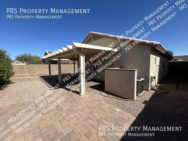 Building Photo - 718 W Constitution Dr