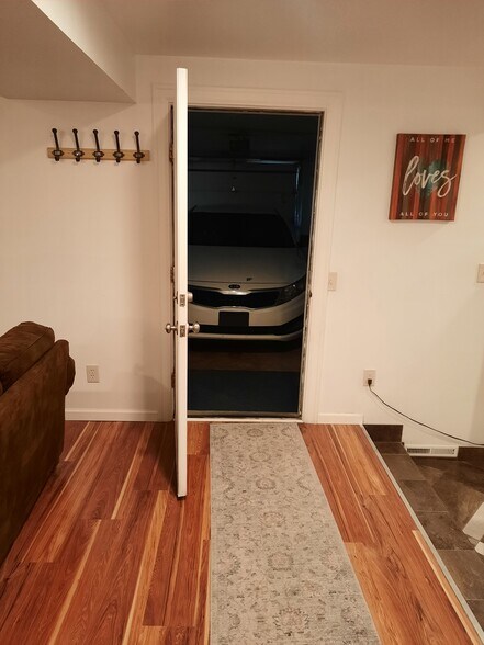 Building Photo - 1360 E 450 S