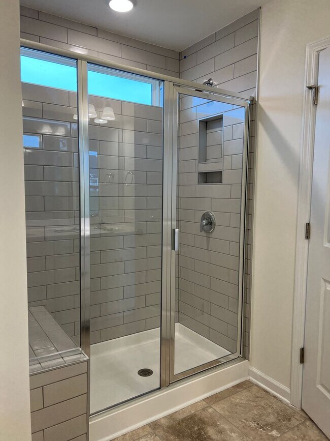 Building Photo - Coming Soon – 3 Bedroom, 2.5 Bath Home in ...