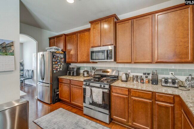 Building Photo - 456 Edenhall Dr