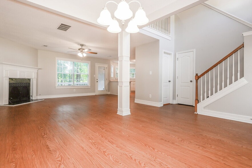 Building Photo - 21 Arbor Cove Dr
